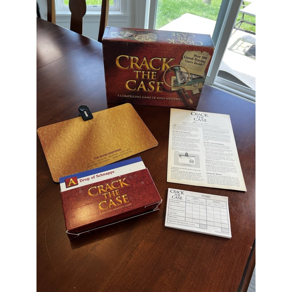 Crack‎ the Case Mini Mysteries Game by Milton Bradley 100% Complete
